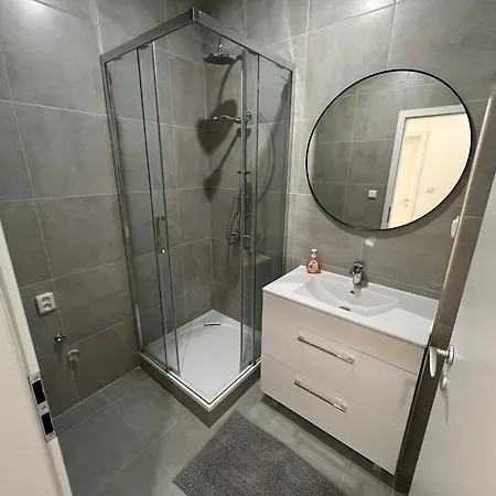 Διαμέρισμα Moderni Byt S Balkonem Πράγα